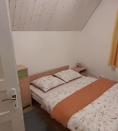 فندق Apartman Na Vysluni Bela pod Bezdezem